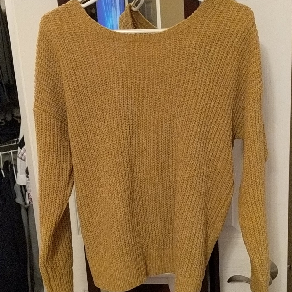 Pink Rose sweater - Picture 2 of 5